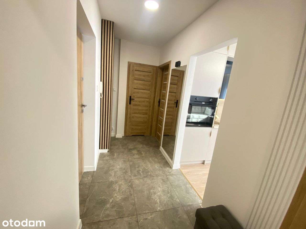 Mieszkanie Dwupokojowe po generalnym remoncie-8