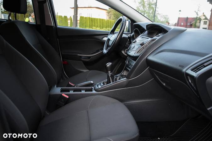 Ford Focus 1.6 SYNC Edition - 15