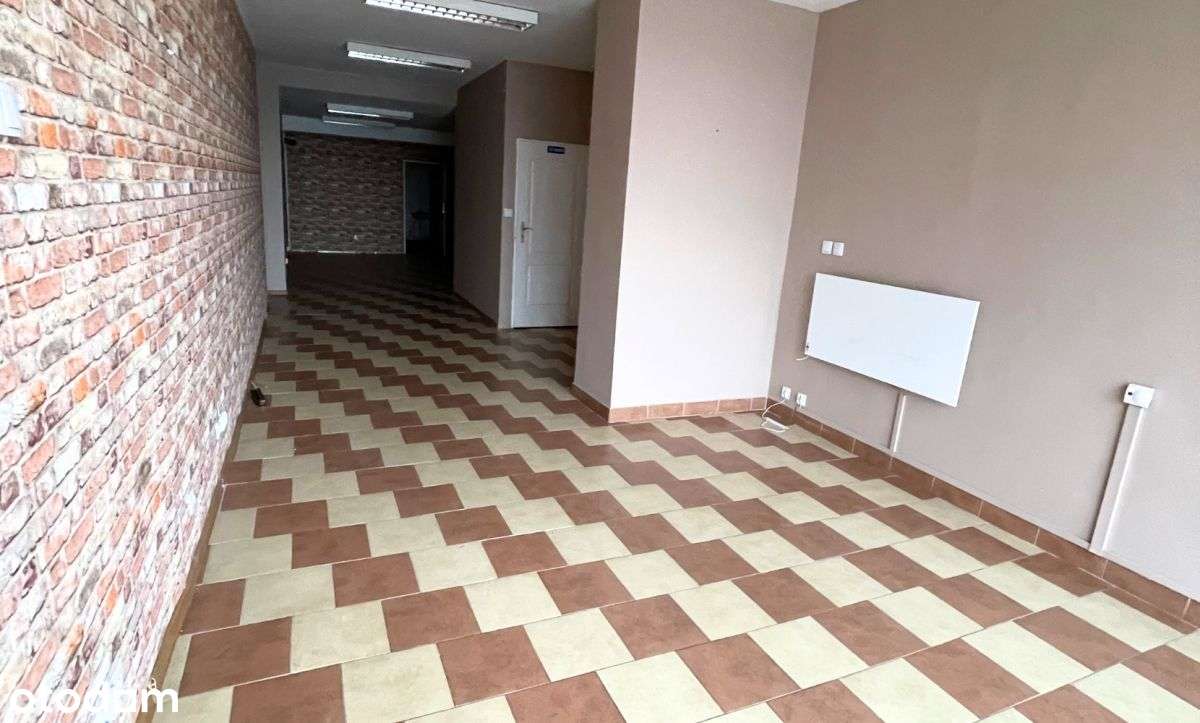 Lokal inwestycyjny | Wynajęty | Roi 8,5%+ | 3 Maja-1
