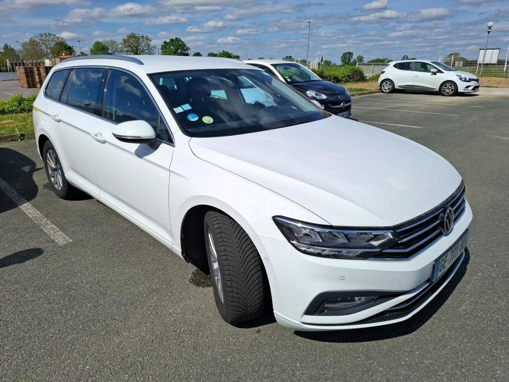 Volkswagen Passat B8 [2014 - Prezent] 2.0 TDI SCR DSG Business 2022