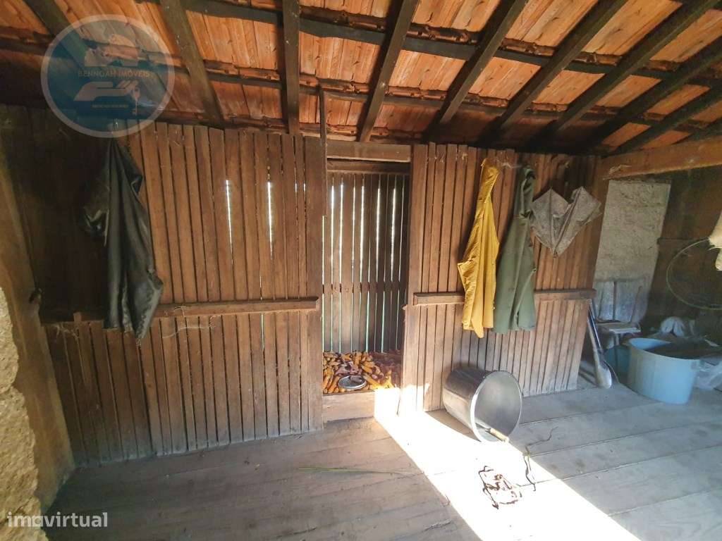 Quinta à venda, localizada no Lugar de Água Redonda, Cabeceiras de ...-20