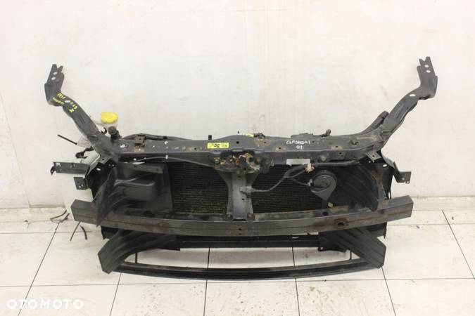 PAS PRZEDNI CHŁODNICE NISSAN QASHQAI J10 06- 1.6 B - 1