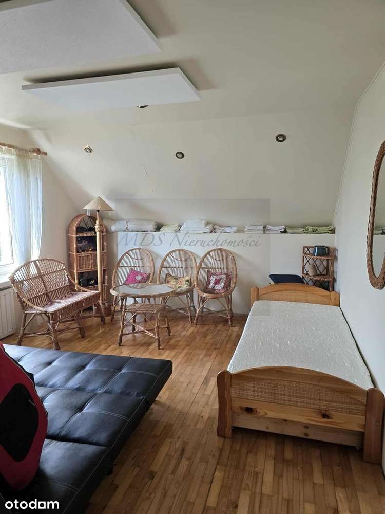 dom z dużą działką-4