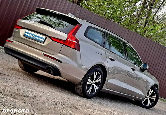 Volvo V60 D3 Geartronic Kinetic - 4