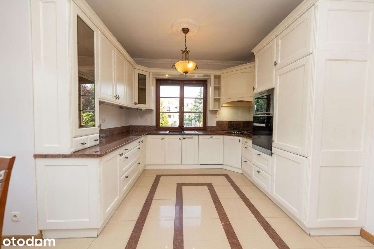 Dom, 230 m², Żerniki Wrocławskie-4