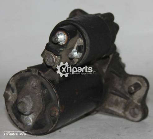 Motor de arranque MINI MINI (F55) Cooper | 09.13 -  Usado REF. BOSCH 0 001 106 019 - 2