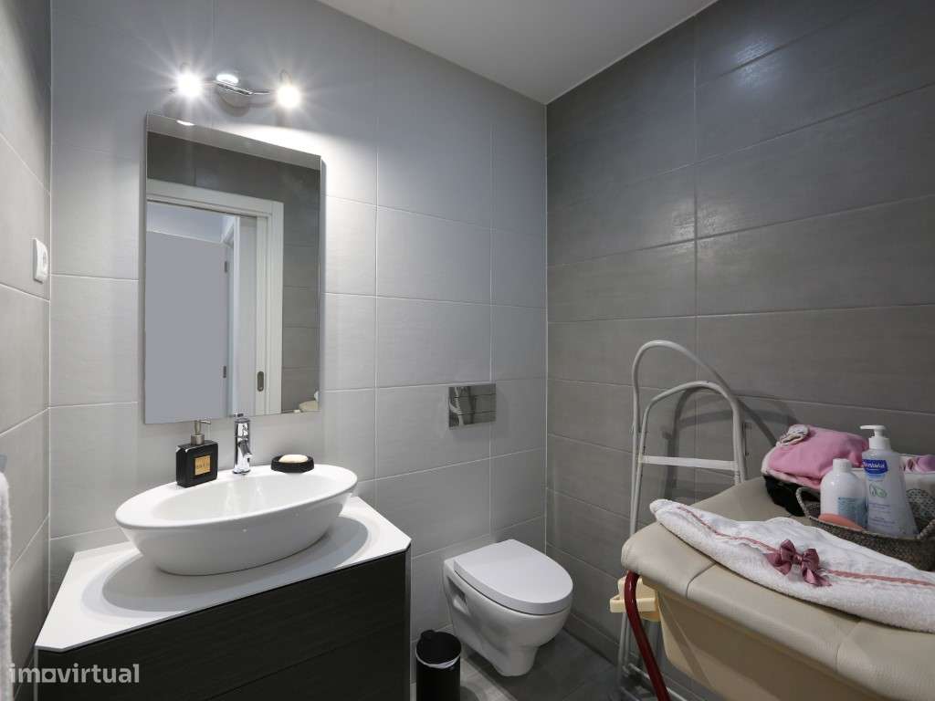 Excelente Moradia T3 localizada no Rio Novo em Nazaré-20