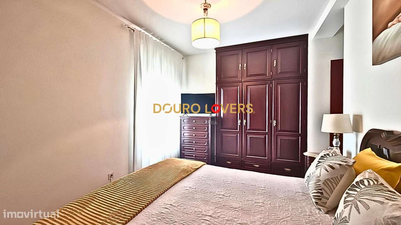 Apartamento T2 em Rio Tinto – Excelente Estado, com Garagem-20