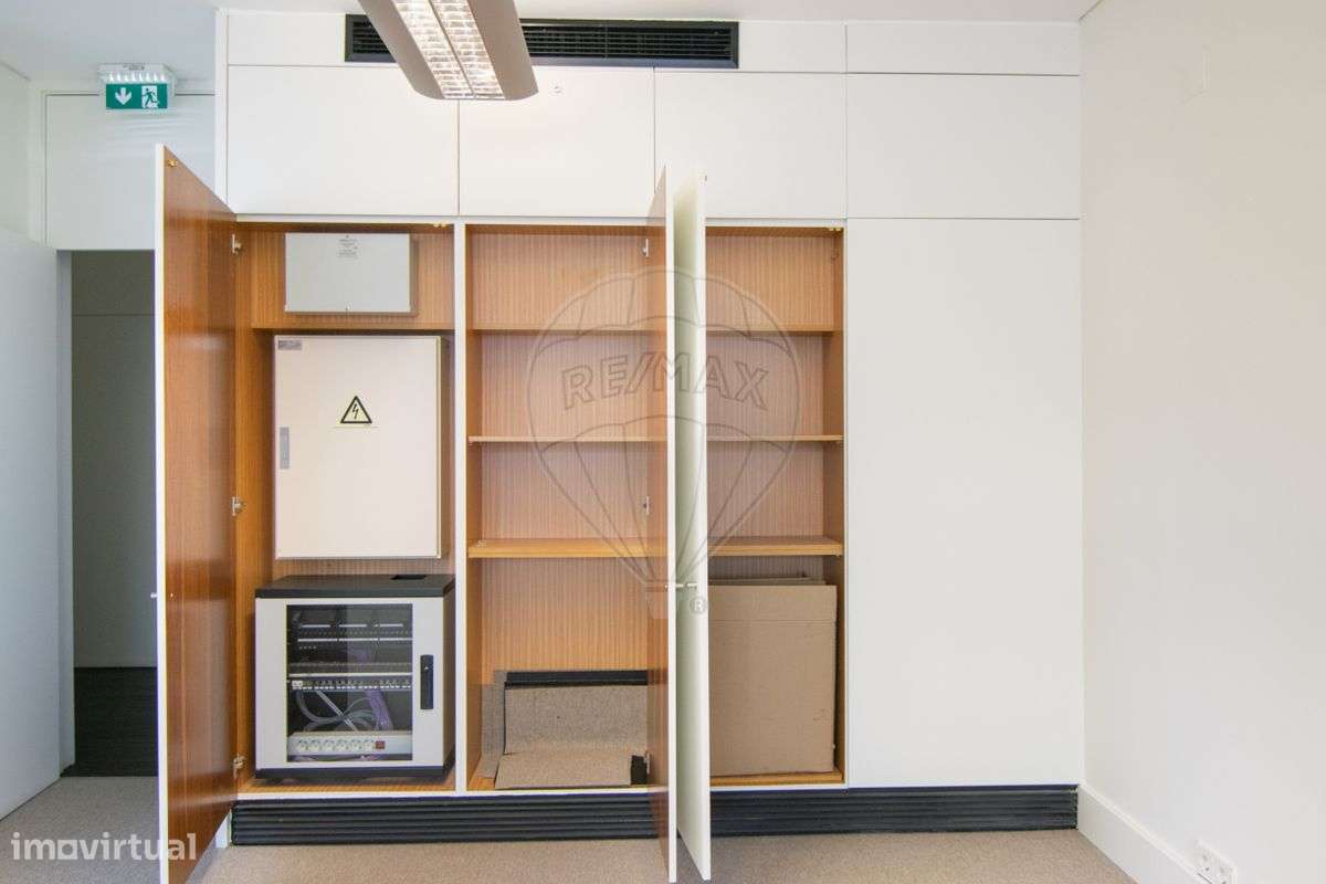 Escritório  para arrendamento - Grande imagem: 4/11