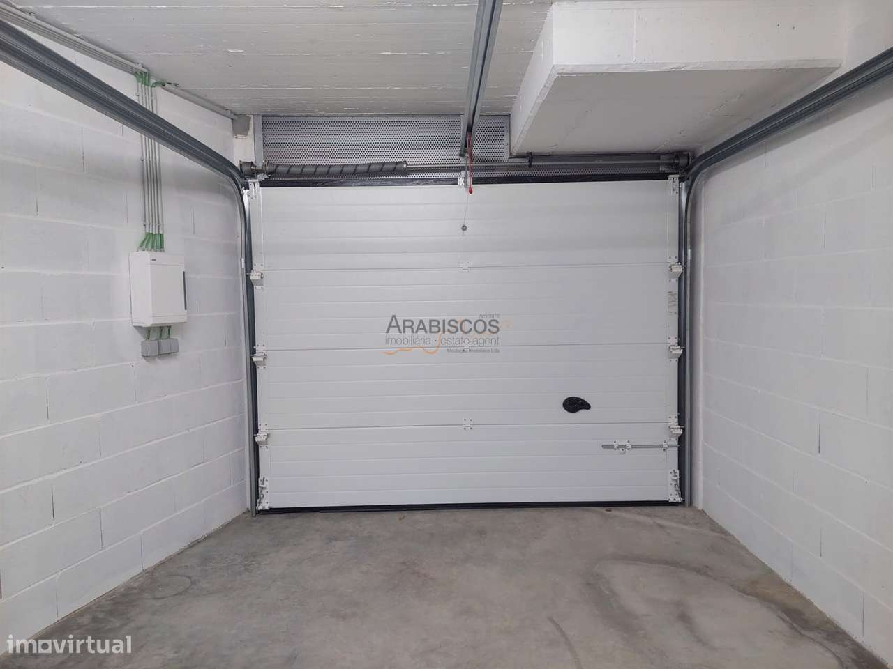 Garagem Box Para Dois Carros - Dois Portões - Edifício Rio Park - Port - Grande imagem: 4/12