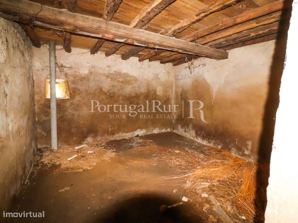 Quinta de 10 ha com projeto aprovado para 2 moradias em Marvão-38