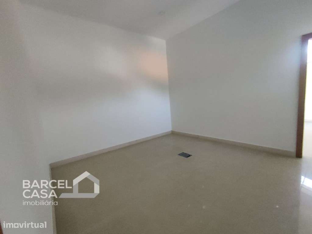 Armazém em Remelhe - Barcelos-10