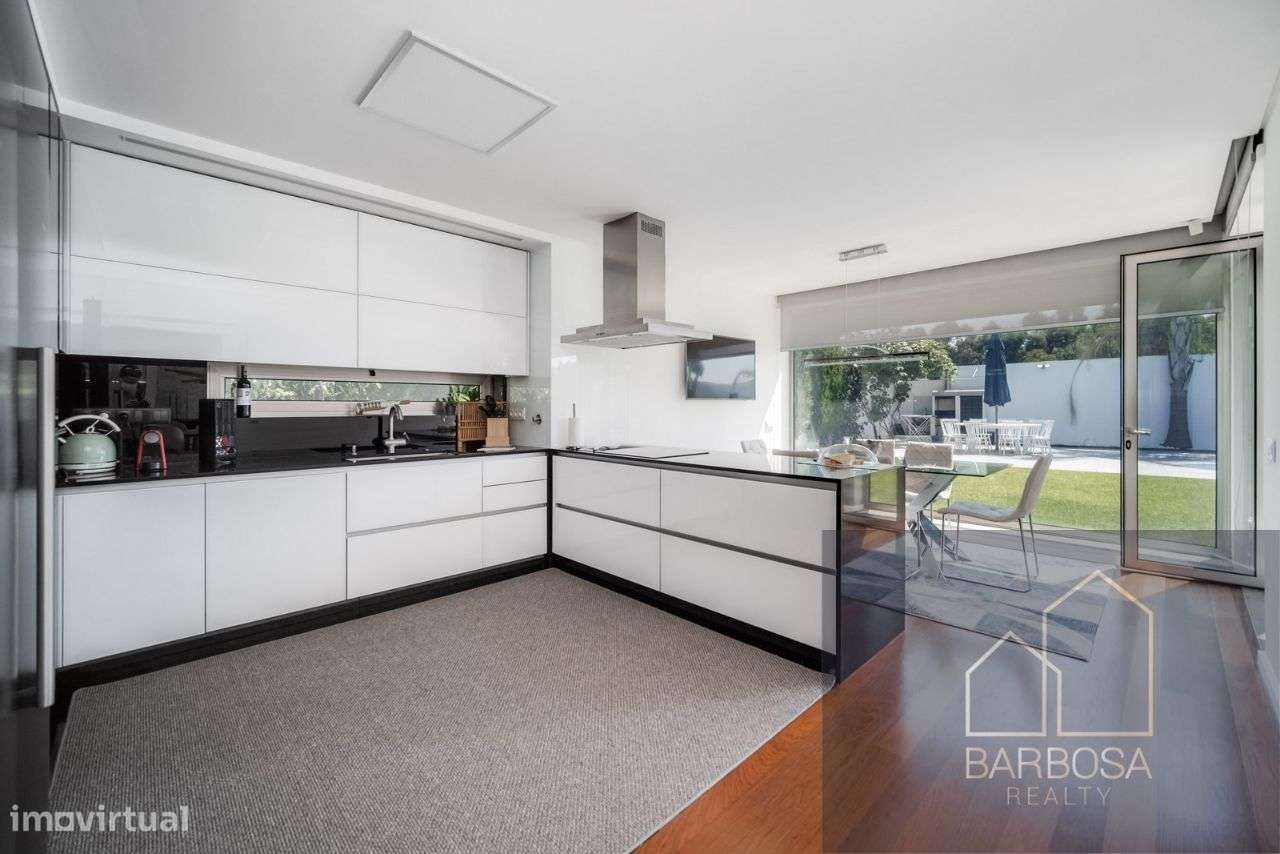 V5 Maia - 4 suites - 4 frentes - Luxo, privacidade e tranquilidade!-5