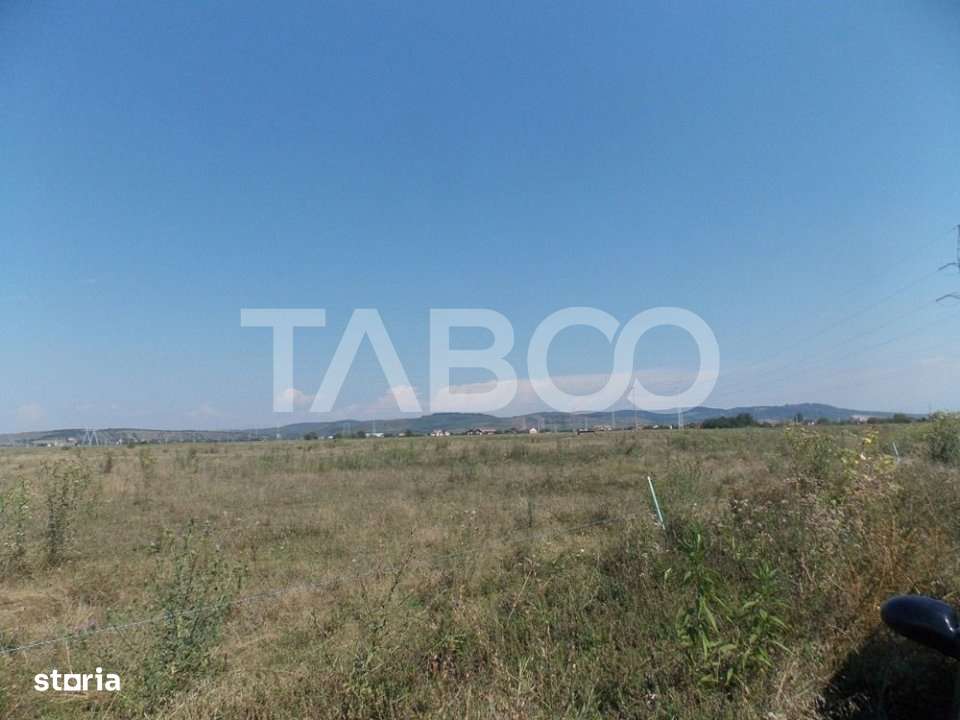 Teren extravilan 2400 mp in Mohu judetul Sibiu lchiar la sosea - Imagine principală: 2/3