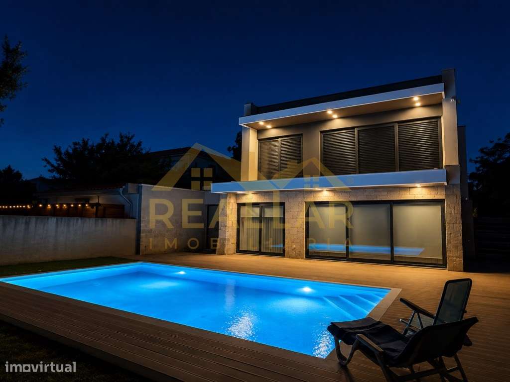 Moradia T3 Exclusiva com Piscina e Terreno de 2.230 m2| Rio Mau, Vi...-0
