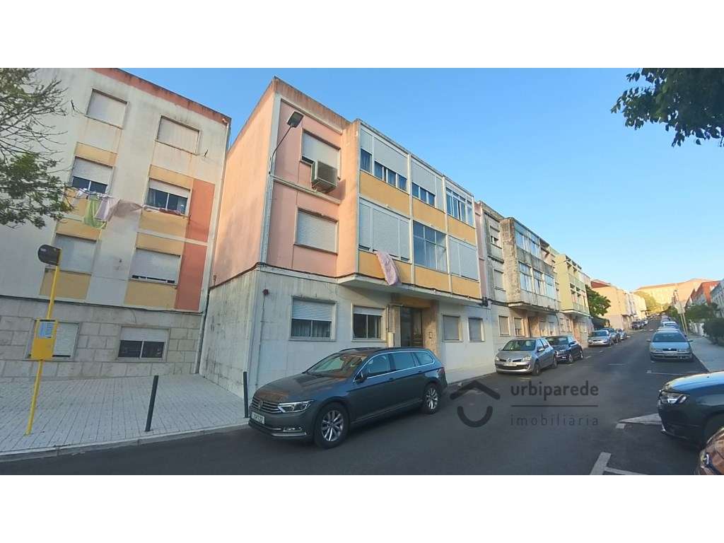 Apartamento T2 na Venteira- Amadora-25