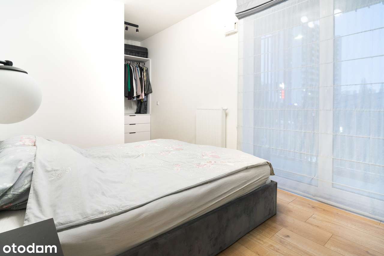 Cztery Pokoje w Nowoczesnym Budynku z 2022 roku! Dwa Balkony! Garaż!-4