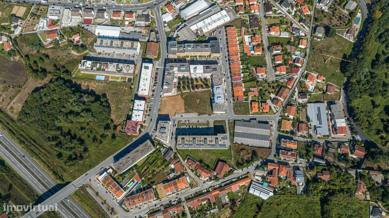 Terreno para construção de indústria em Ferreiros - Grande imagem: 2/6