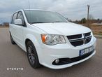 Dodge Grand Caravan - 2