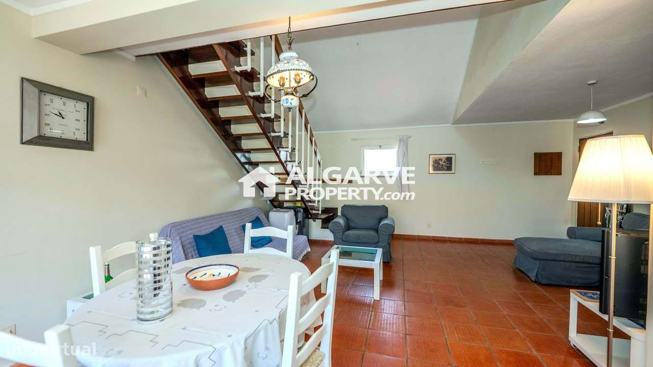 Apartamento T1 Duplex com Vista para a Marina no Centro de Vilamoura - Grande imagem: 5/22
