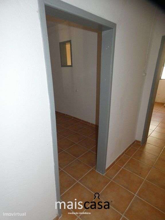 Moradia T1 para Recuperar !-8