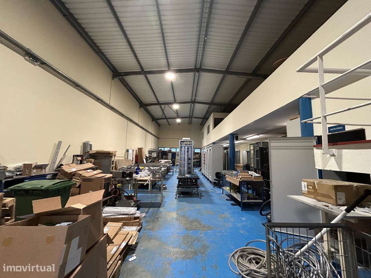 Armazém 458m2 Ermesinde-16