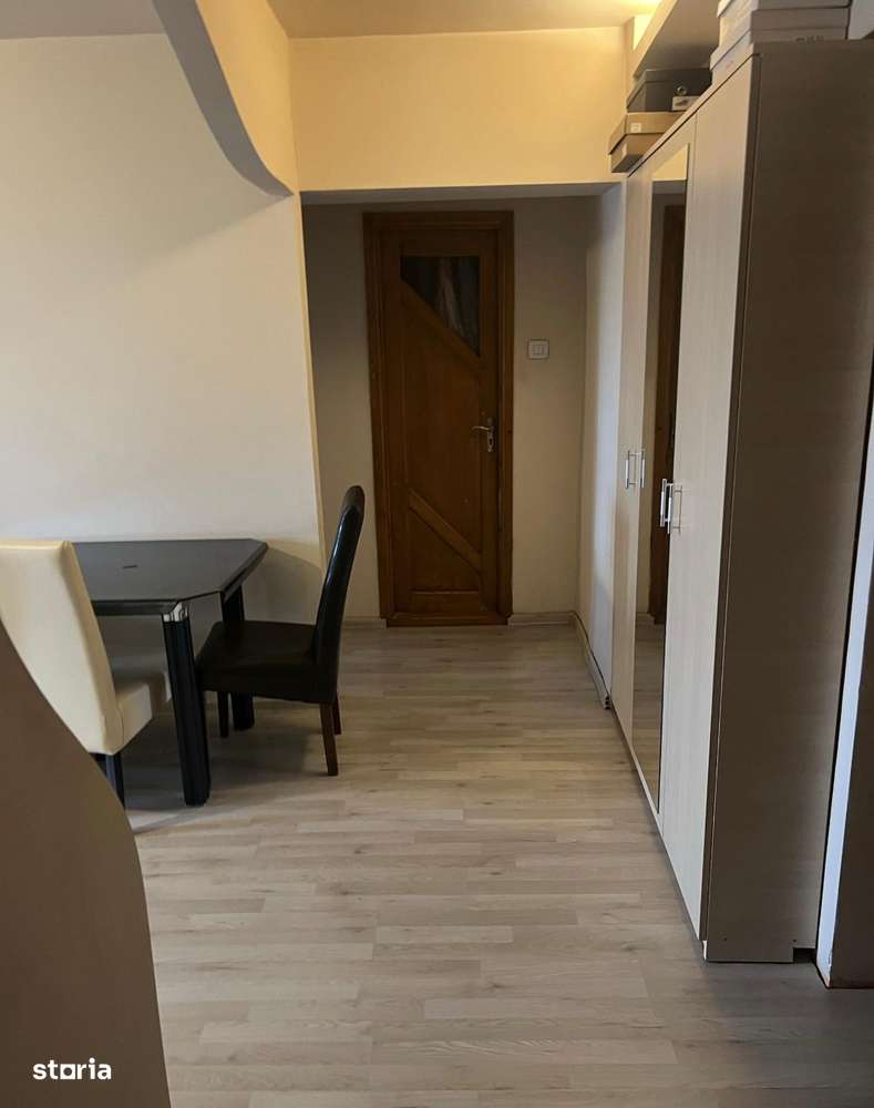 Cornitoiu decomandat 3/8 cu lit,mobilat, centrala-2