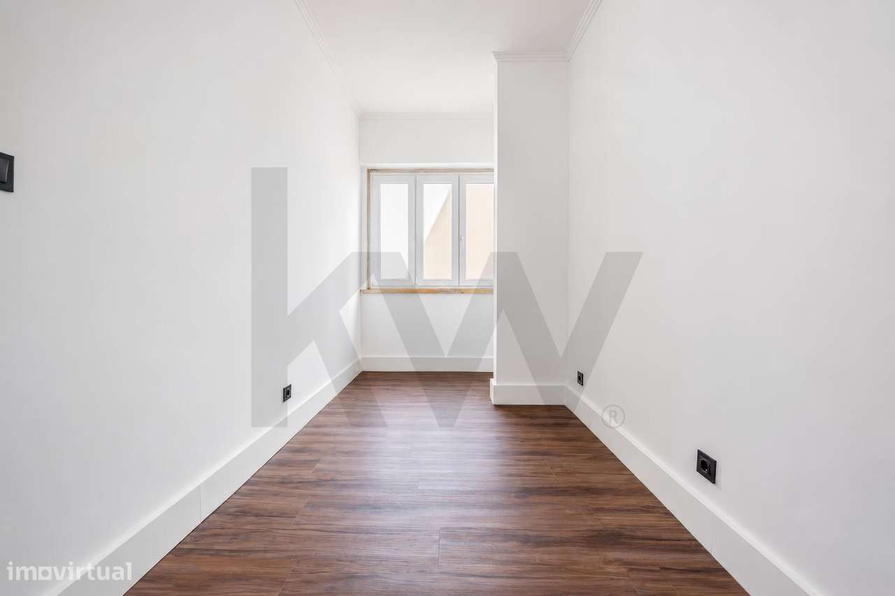 T3 totalmente remodelado junto ao Jardim da Parada | Campo de Ourique-26