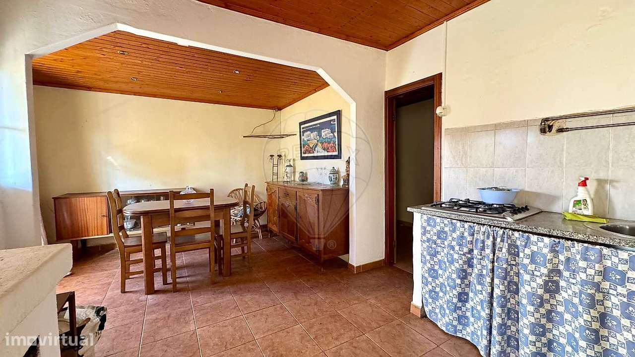 Moradia T2 para venda-12