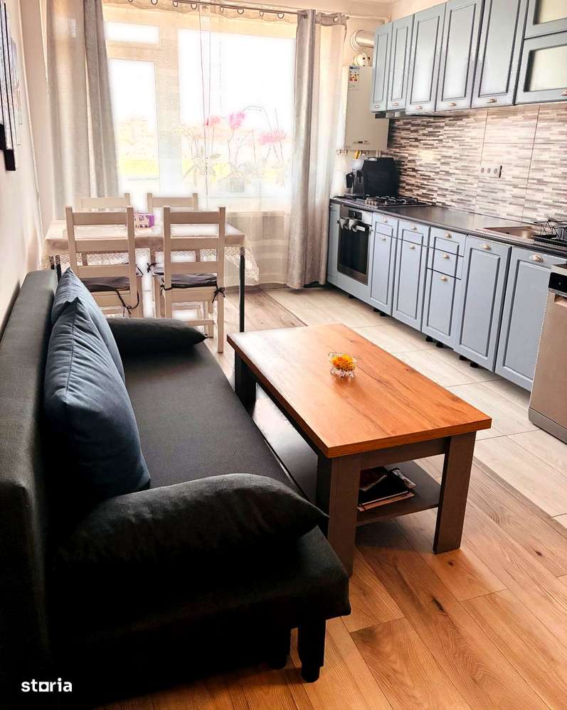 Apartament 3 camere, garaj și balcon - strada profesor Ioan Rus