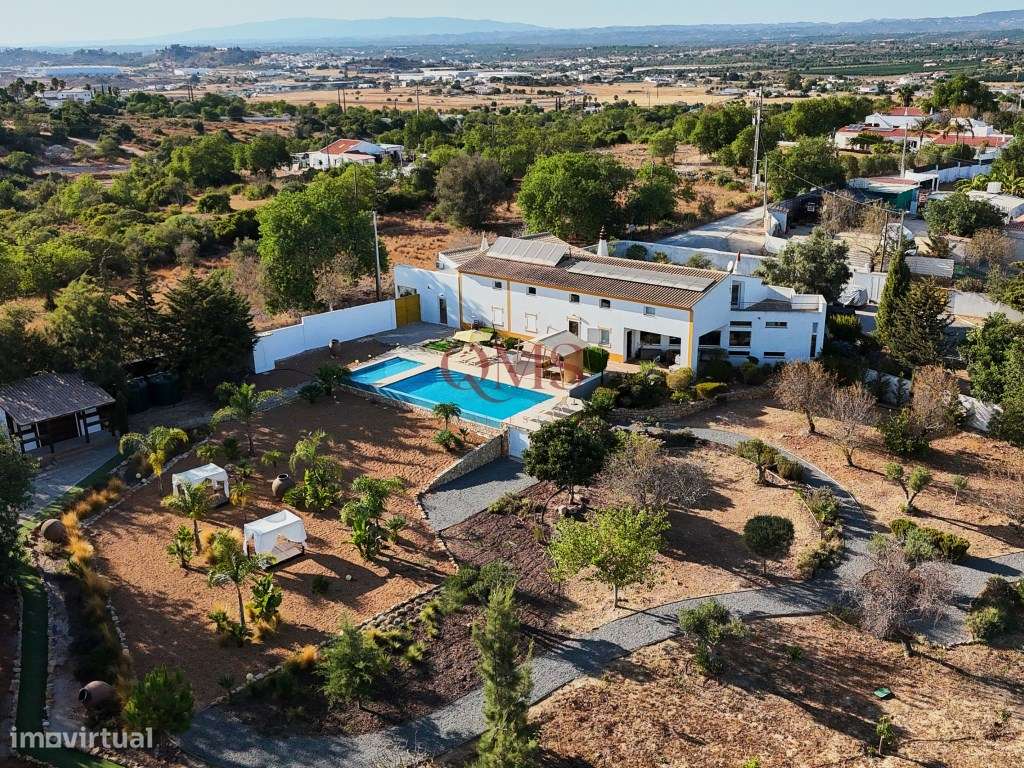 Excecional Villa no Algarve com Piscina & Negócio de Aluguer Compro... - Grande imagem: 4/49
