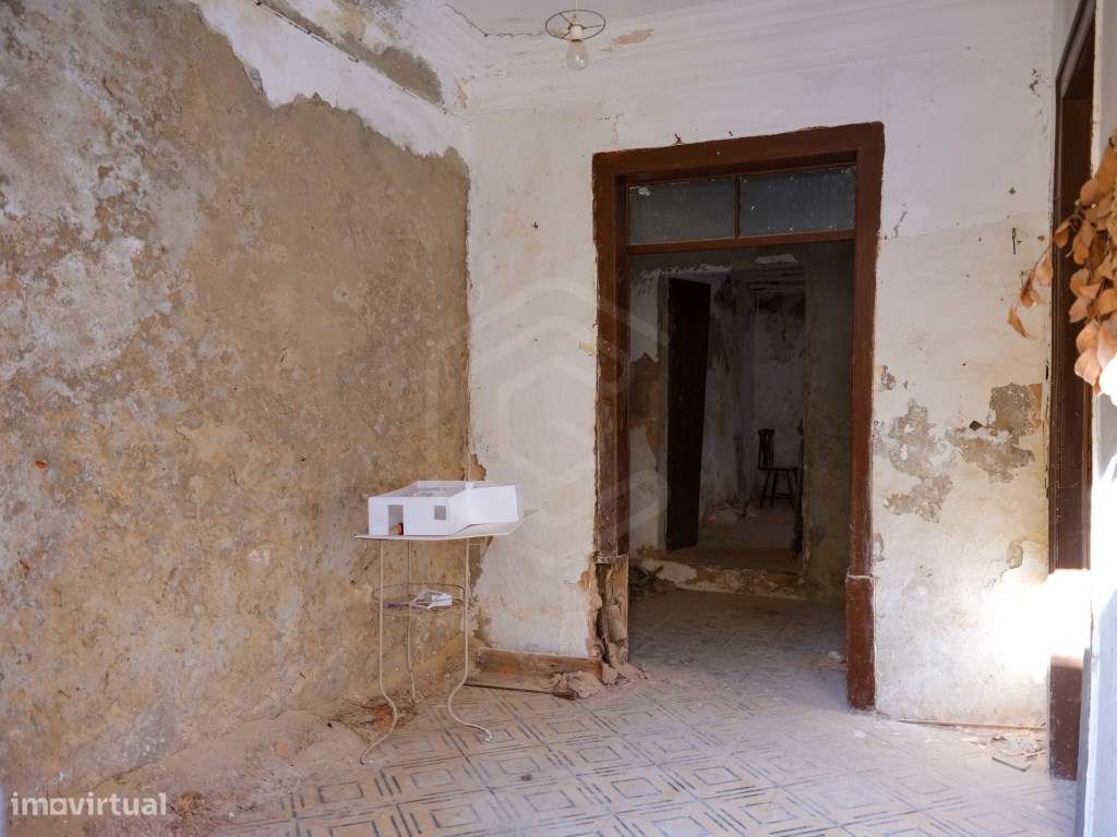 Moradia para Restauro no Centro Histórico de Loulé, Algarve - Grande imagem: 4/18