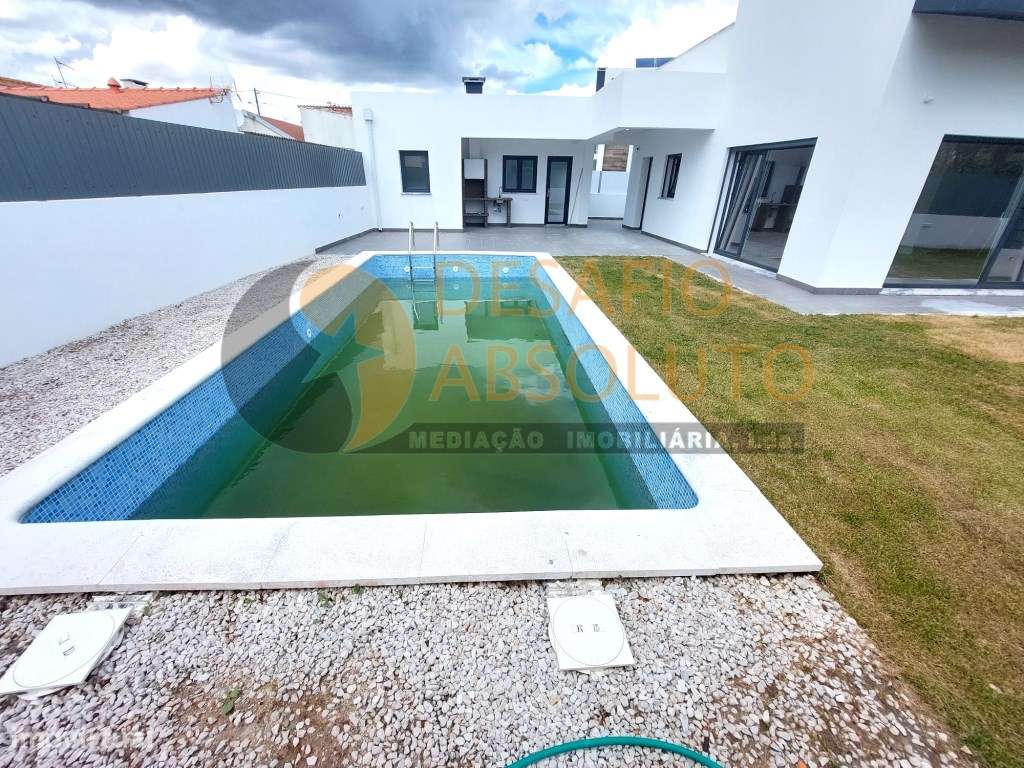 NOVA Moradia Isolada T5 c/ Piscina e Garagem - Azeitão-37