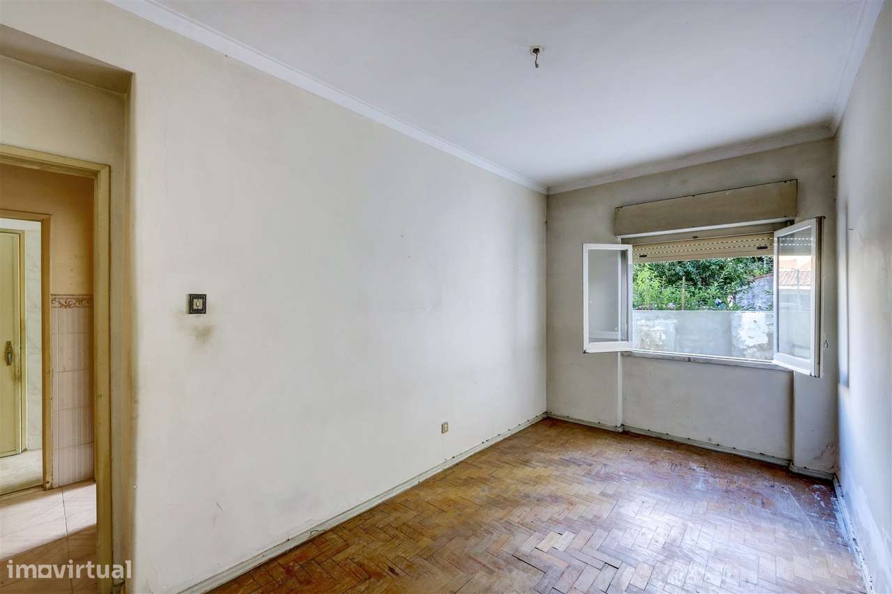 Apartamento T3 com terraço em Agualva-Cacém-16