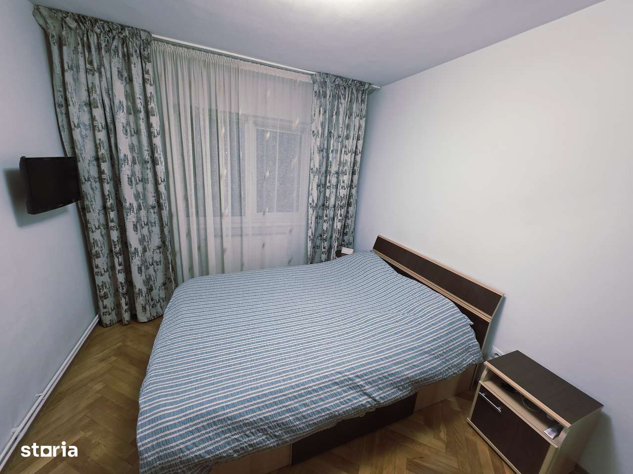 Vand apartament 3 camere zona Tractorul cu loc de parcare-12