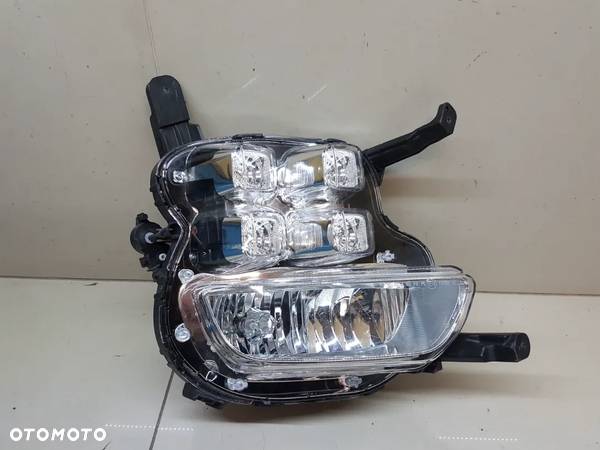 KIA PRO CEED GT HALOGEN PRAWY LED DRL - 1