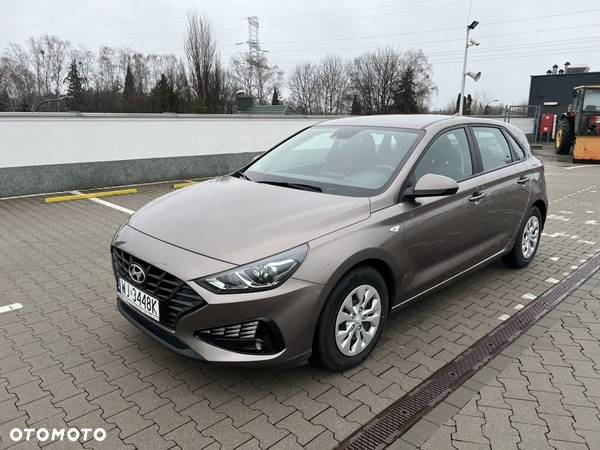 Hyundai I30 1.5 DPI Classic + - 7