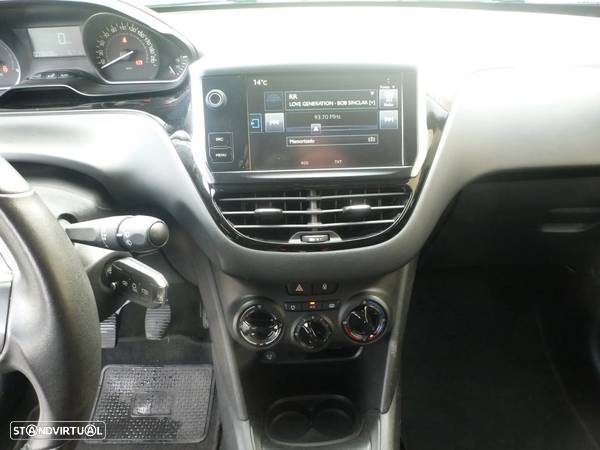 Peugeot 208 1.6 BlueHDi Style - 9