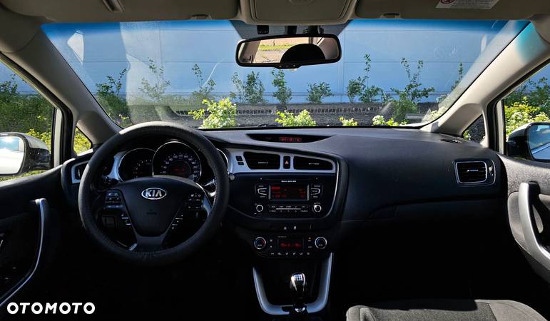 Kia Ceed Cee'd 1.6 CRDi M - 16