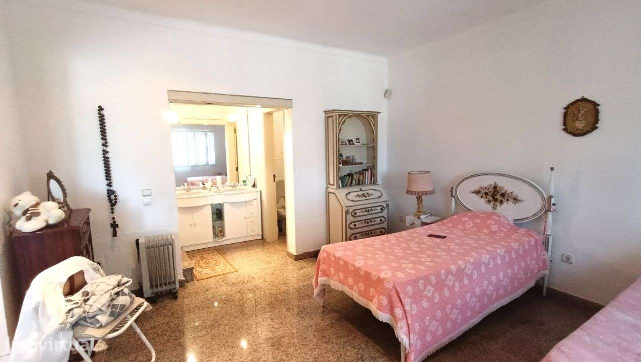 Quinta Pegões Velhos, junto á adega, com moradia e armazém lote 3,8 ha-23