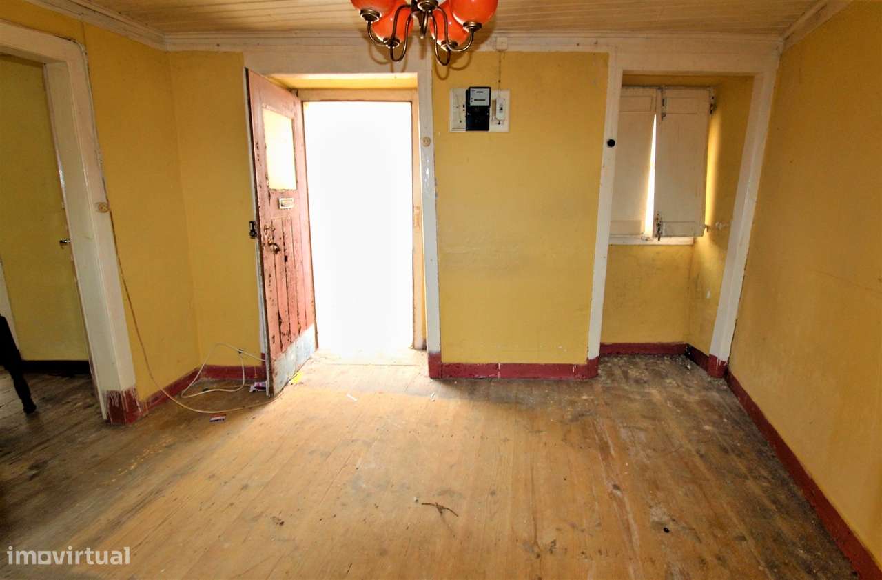 Moradia para Reconstruir / São Martinho do Porto - Grande imagem: 5/16