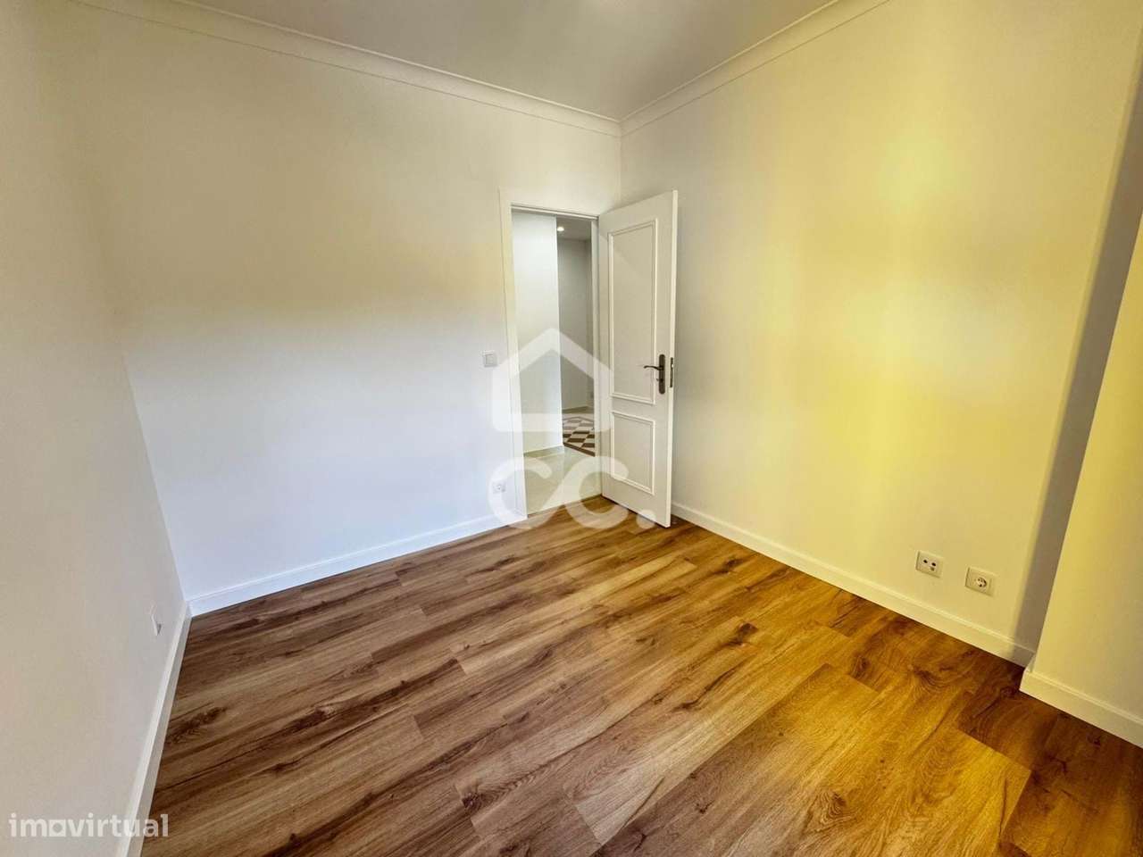 Apartamento T3 com Varanda e Arrecadação em Feijó-24