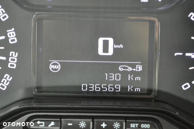 Citroën C3 1.2 PureTech Shine - 16