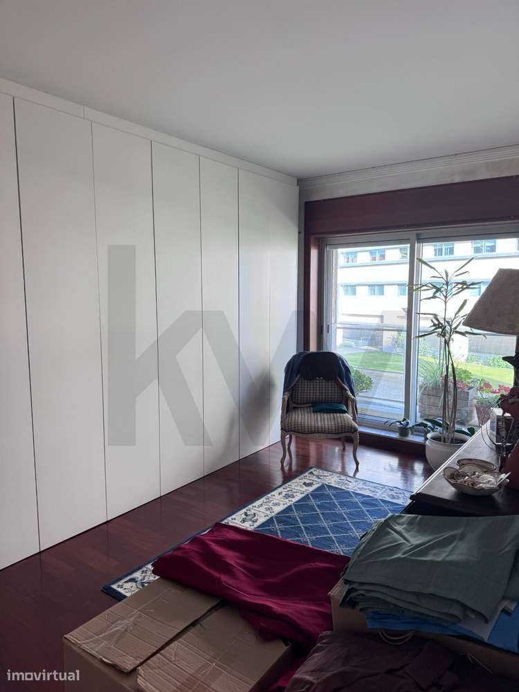 Apartamento T4 na Primeira Linha de Mar em Matosinhos-22