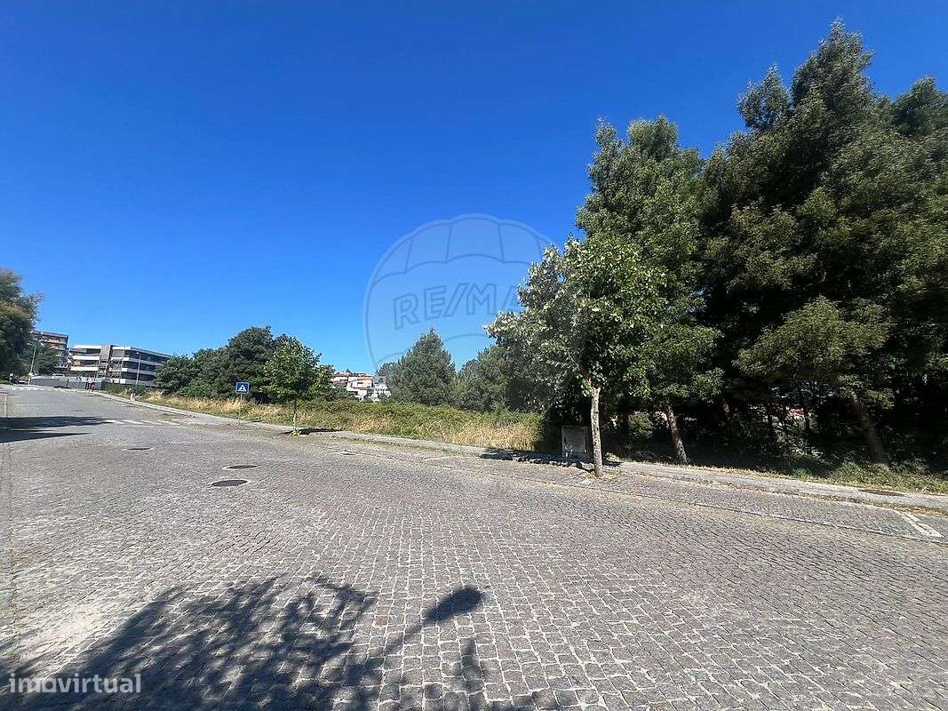 Terreno  para venda - Grande imagem: 2/4