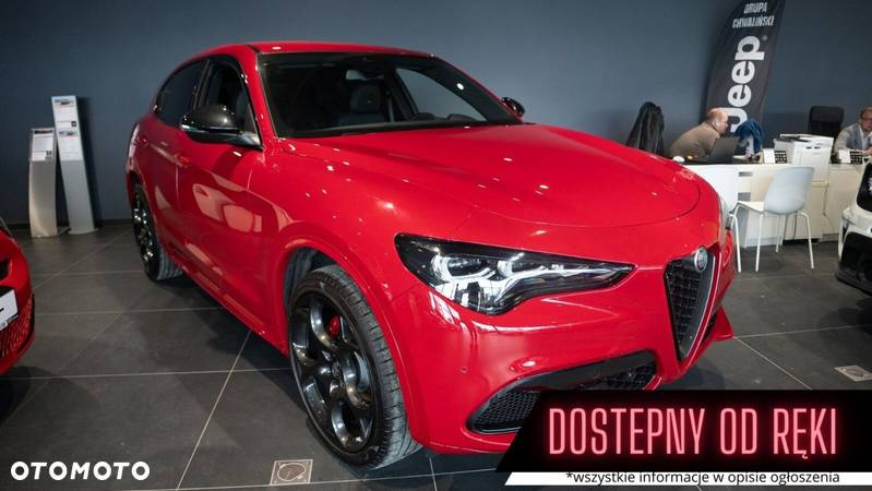 Alfa Romeo Stelvio - 1