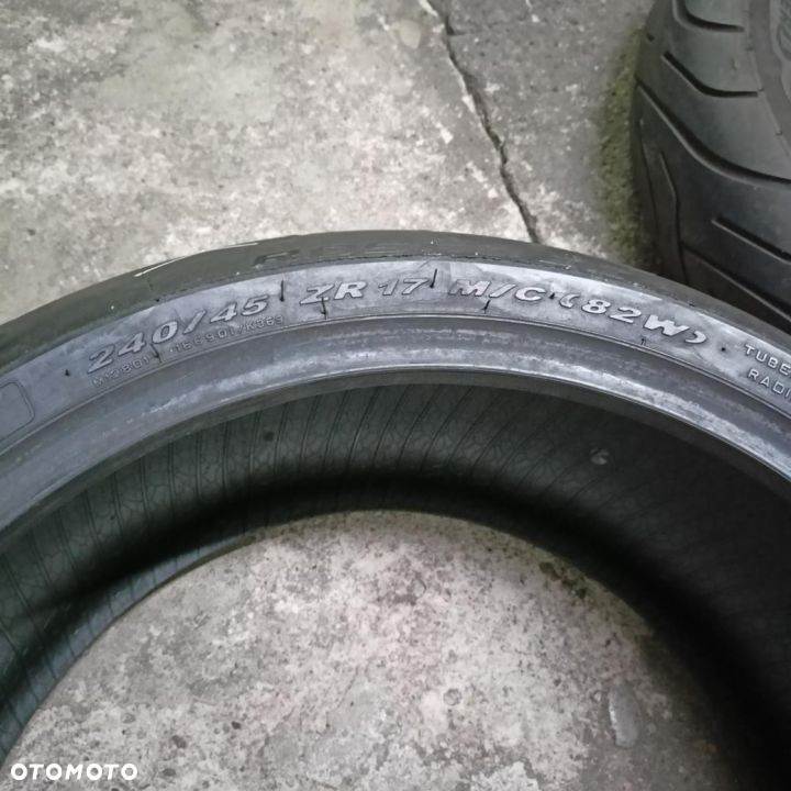 OPONA MOTOROWA 240/45/17 PIRELLI (E5104) - 4