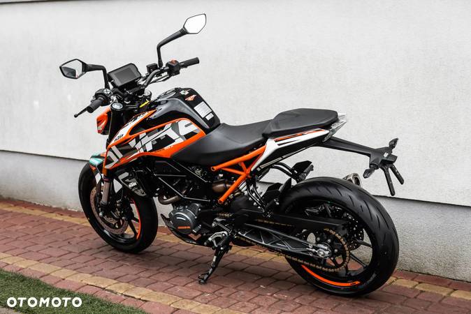 KTM Duke - 5