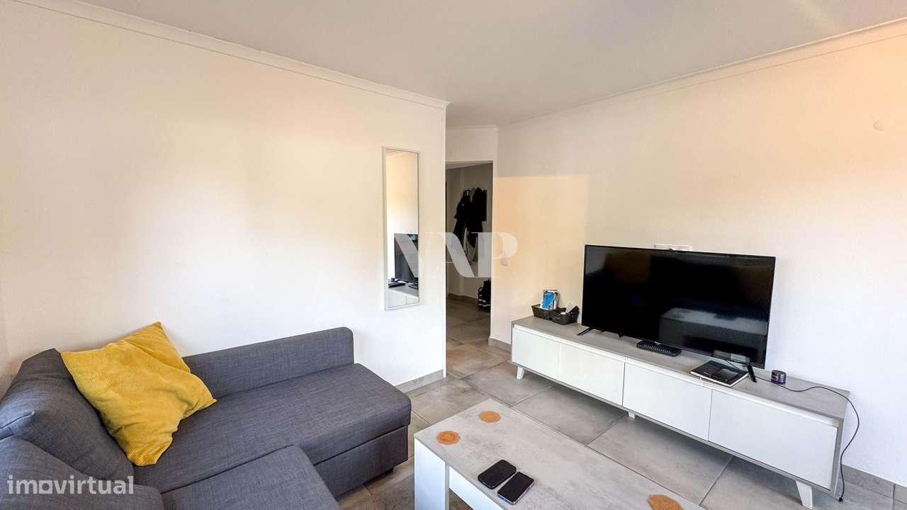 Apartamento T0+1 renovado com grande terraço, junto à Marina de Vilamo - Grande imagem: 5/17