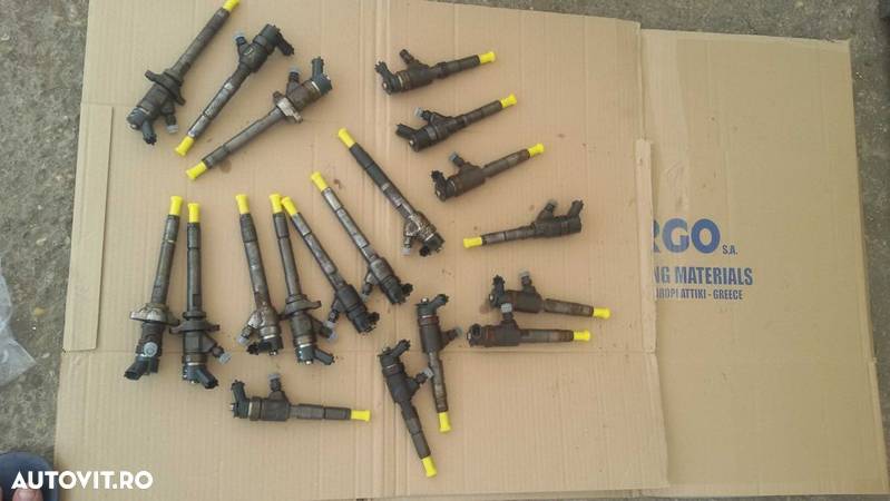 Injector Peugeot 207 1.6 hdi  cod 0445110239 - 1